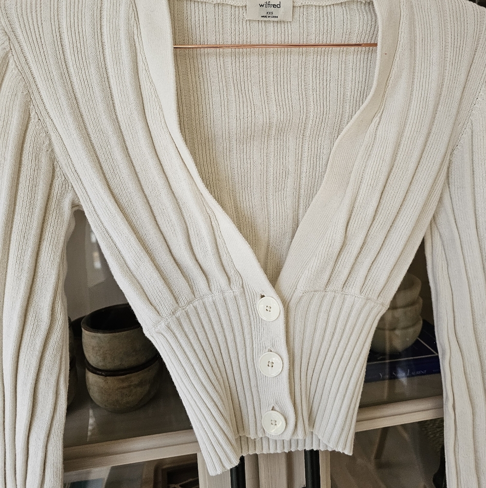 Aritzia Plunge Front Merino Wool Cardigan |  Wilfred V Neck Oak Ribbed Button - Picture 7 of 11